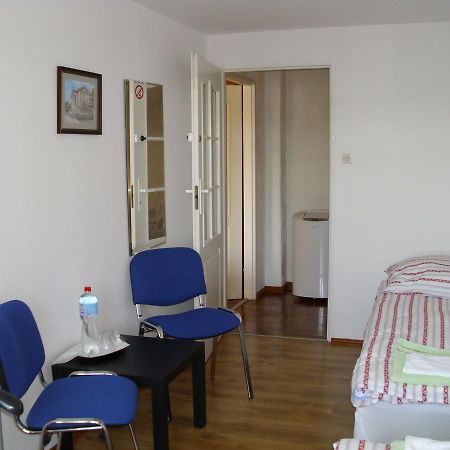 Pokoje Goscinne Irene Poznań Esterno foto