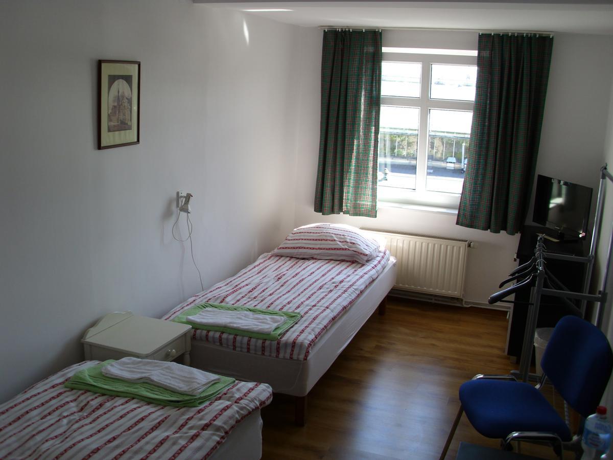 Pokoje Goscinne Irene Poznań Esterno foto