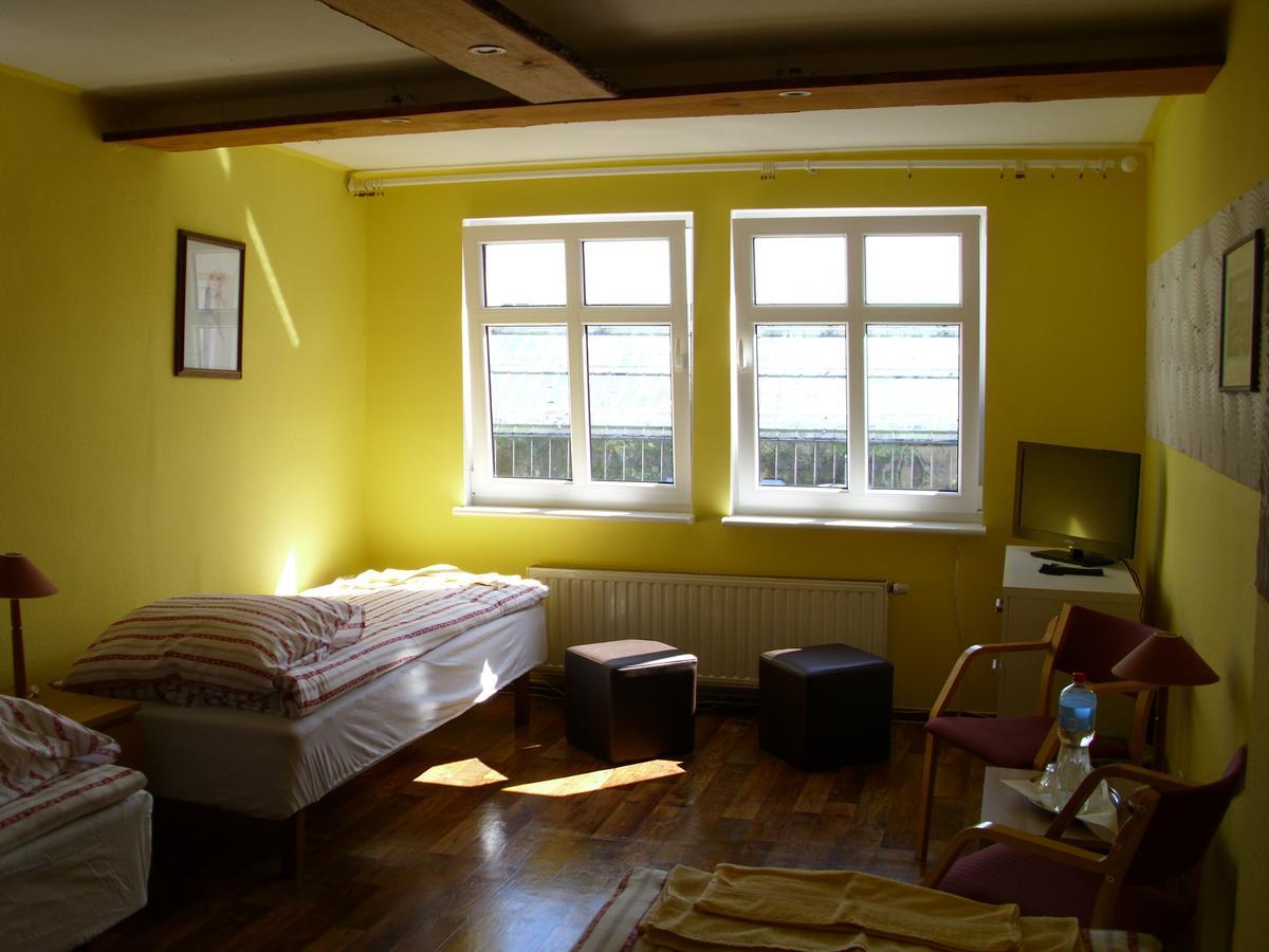 Pokoje Goscinne Irene Poznań Esterno foto